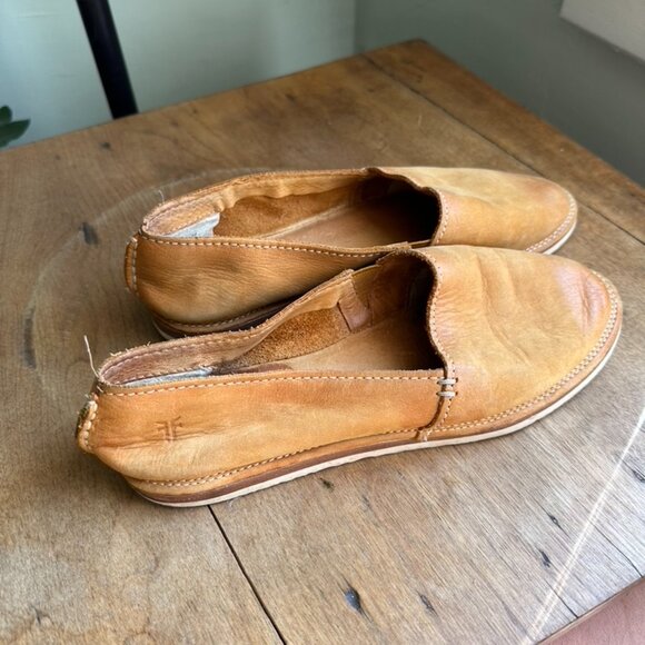 Frye Milly A Line - Women Slip On - Camel Nubuck Soft Leather - size 7.5M - Picture 5 of 6